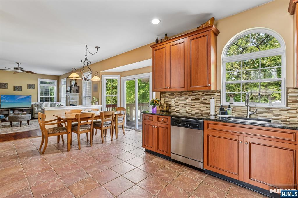 176 Fox Hill Court