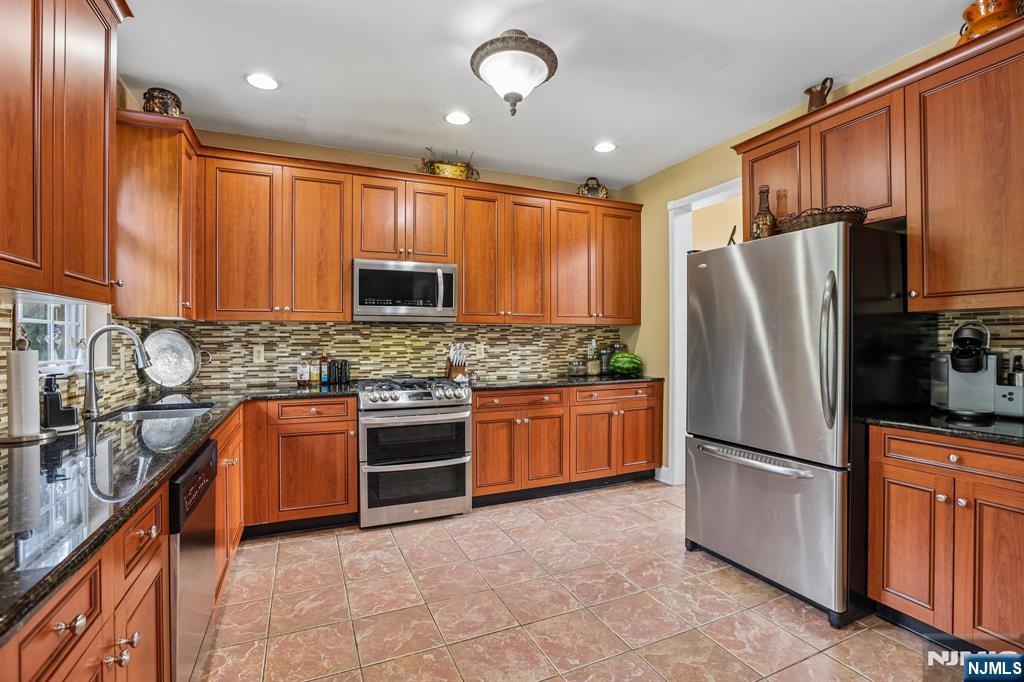 176 Fox Hill Court