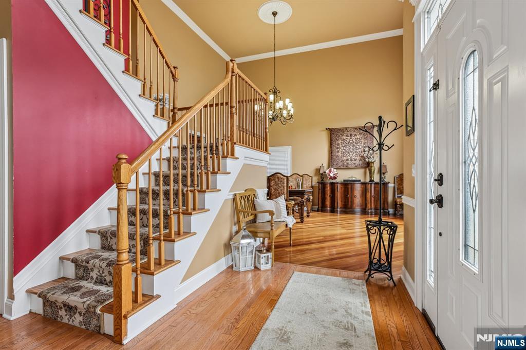 176 Fox Hill Court - Photo 5