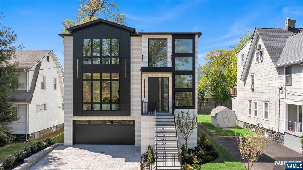Single family home for sale at 1077 Abbott Blvd, Fort Lee, NJ 07024 | MLS# 26031571