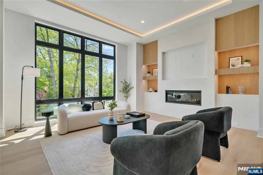 1077 Abbott Boulevard - Photo 4