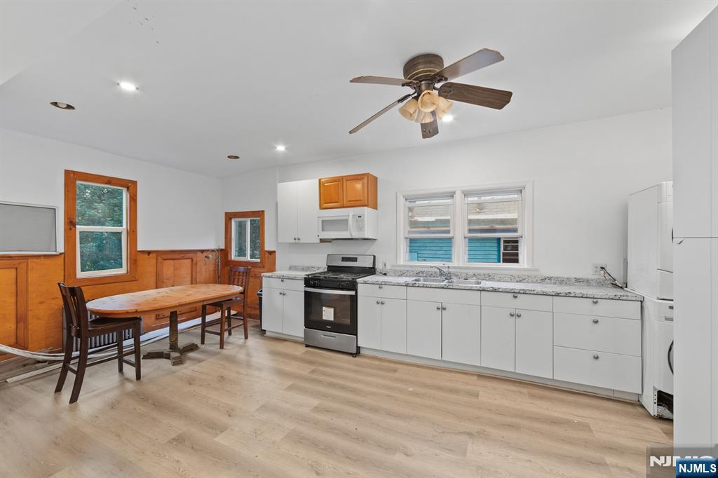123 Washington Street - Photo 2