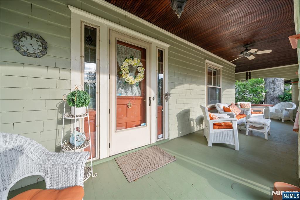 226 Whitford Avenue - Photo 5