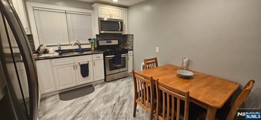 287 Hackensack Street - Photo 4