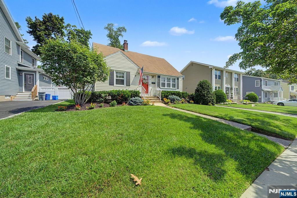 91 Lynwood Road - Photo 2