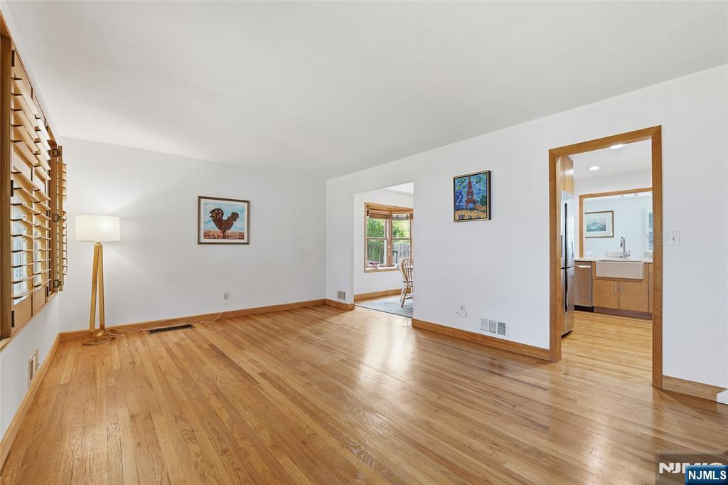 17 Westland Road - Photo 4