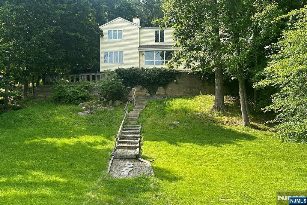 103 W Lake Shore Drive - Photo 5
