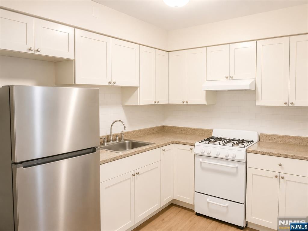 234 Main Street - Photo 4