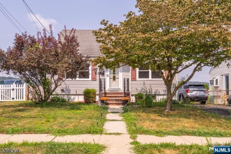 26 Edward Court - Photo 1