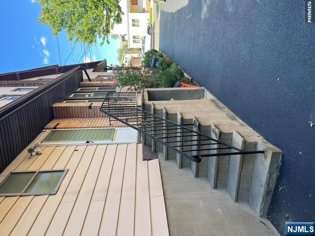 264 Lawton Avenue 1 - Photo 3
