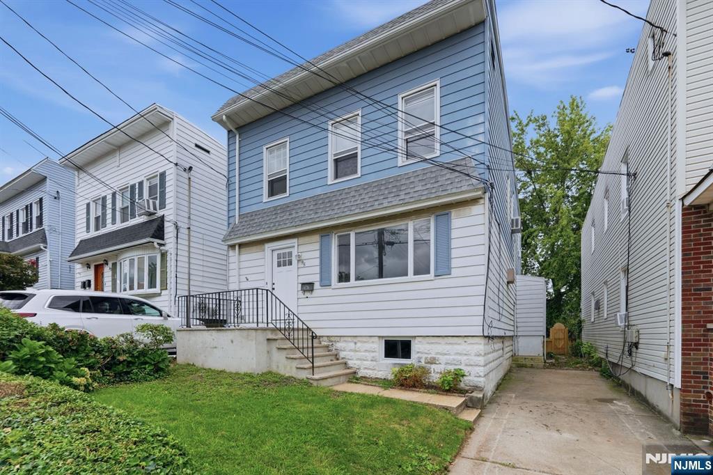 95 Belmount Avenue - Photo 2