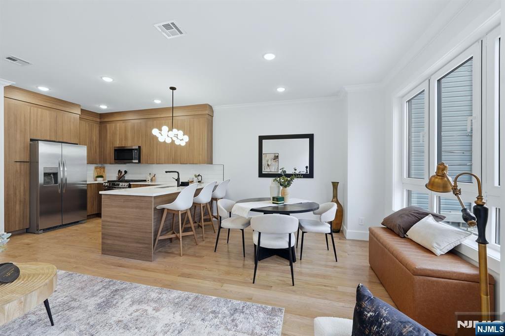 161 21st Street - Photo 3