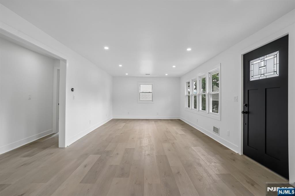 20 Manito Avenue - Photo 4