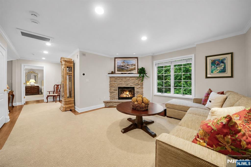 19 Forest Street — photo 22