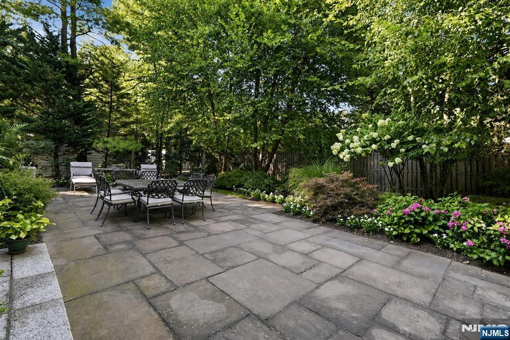 19 Forest Street — photo 31