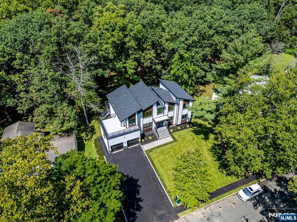 67 Falcon Road — photo 8