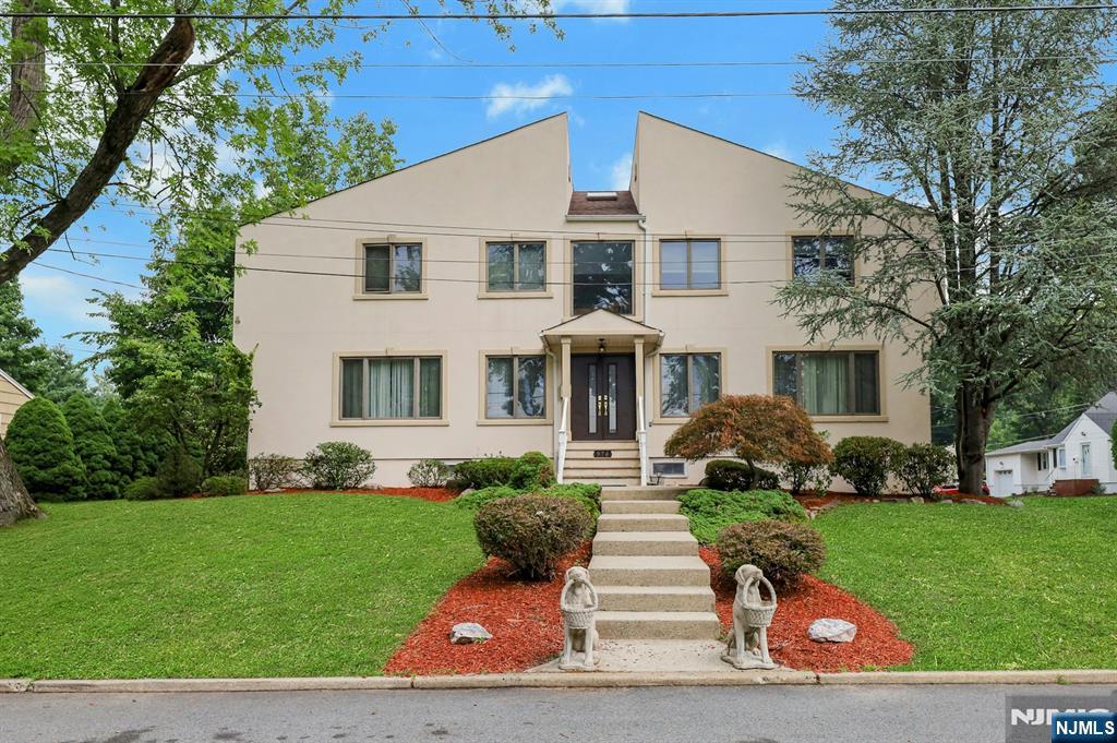 974 Bridge Street - Photo 1