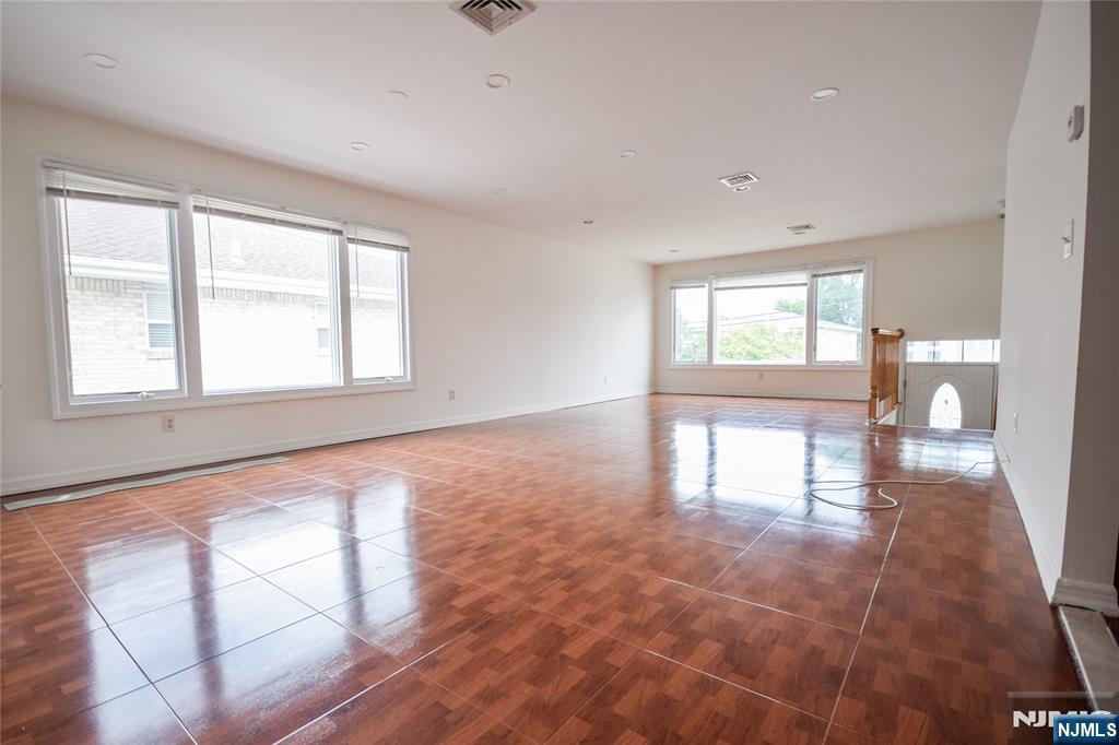 104 Franklin Street 1 - Photo 5