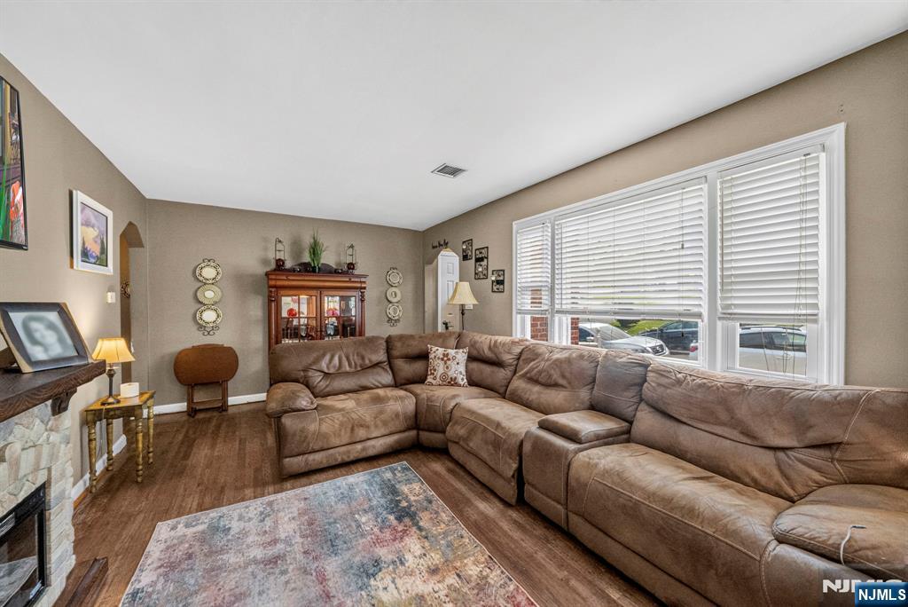 129 Belmohr Street - Photo 5