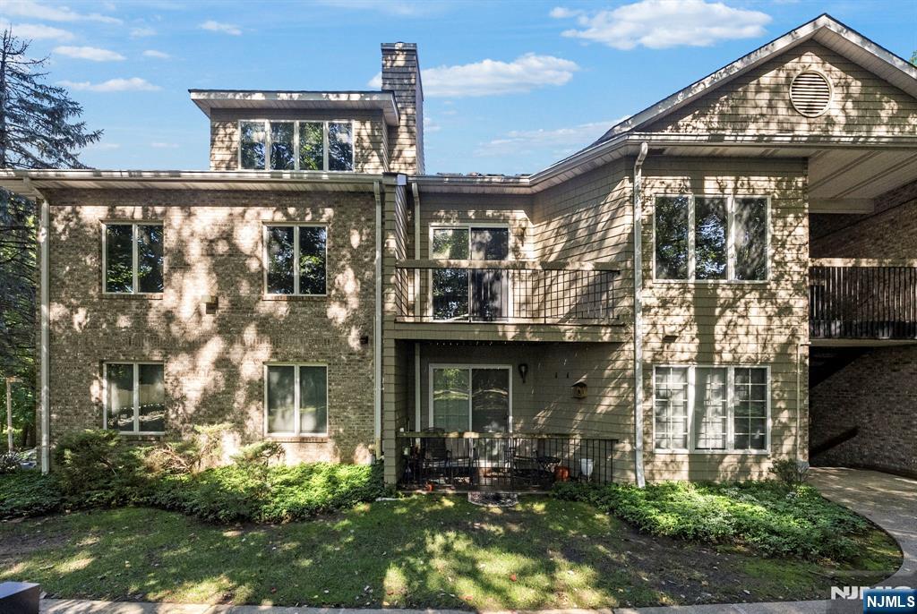 Photo 2 of Condo for sale at 2 Parkside Ter #2A, Woodland Park, NJ 07424 | MLS# 26031644 | Listing updated on 2026-10-03
