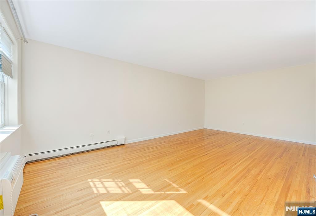 605 Grove Street H1 - Photo 5