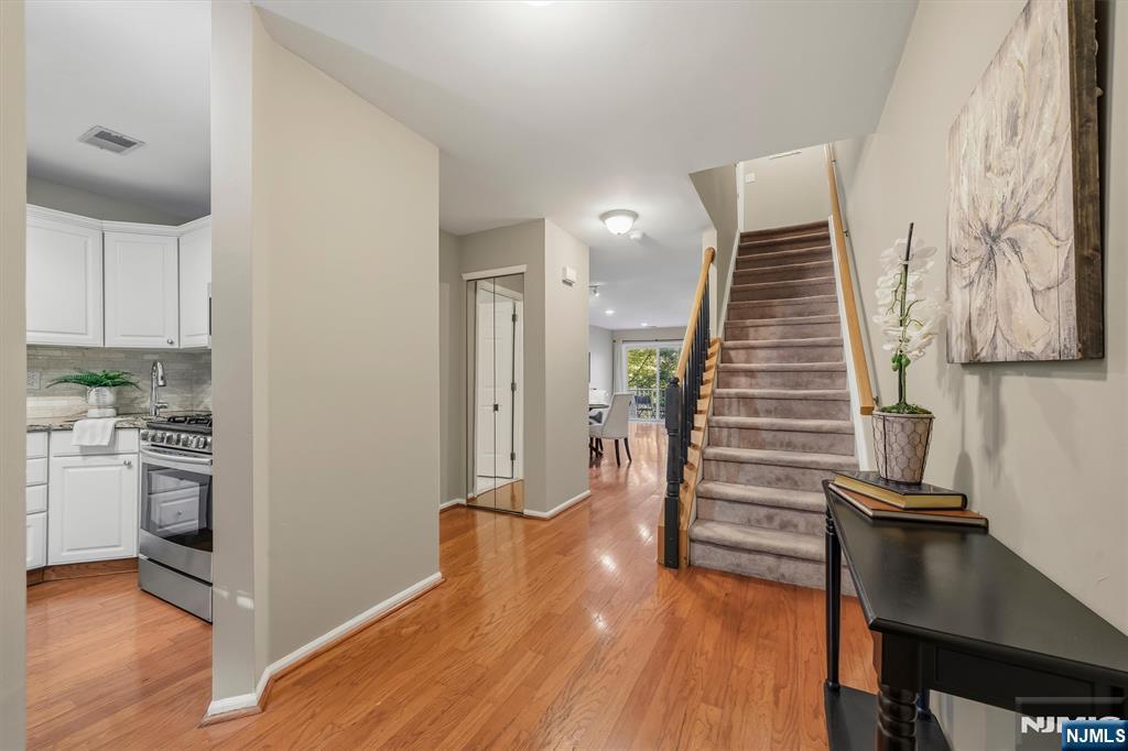 2140 Jordan Court - Photo 3
