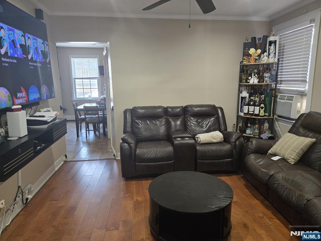 1511 76th Street - Photo 4