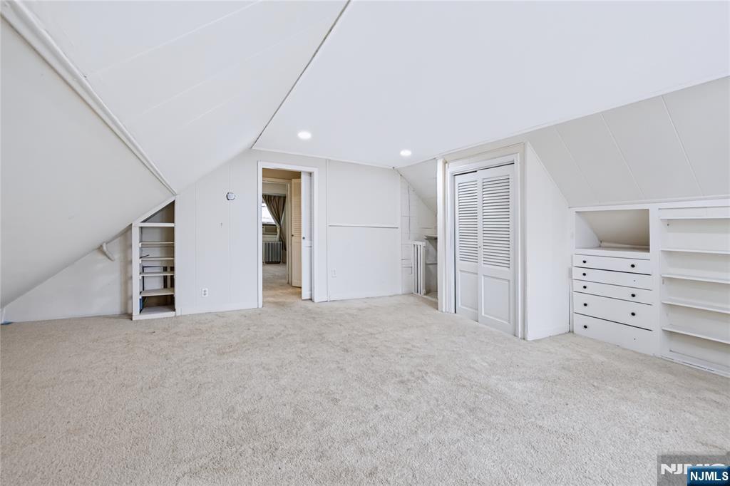 111 Paterson Avenue - Photo 2