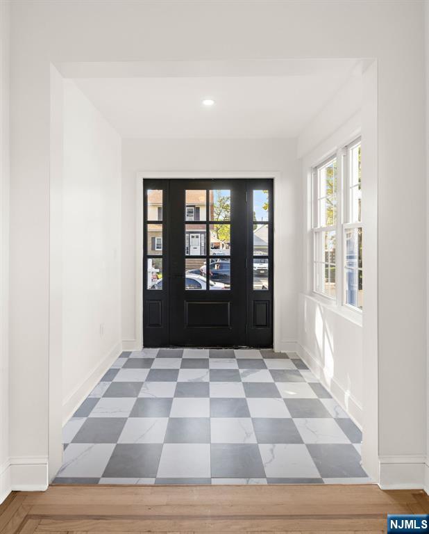 526 Dewey Avenue - Photo 5