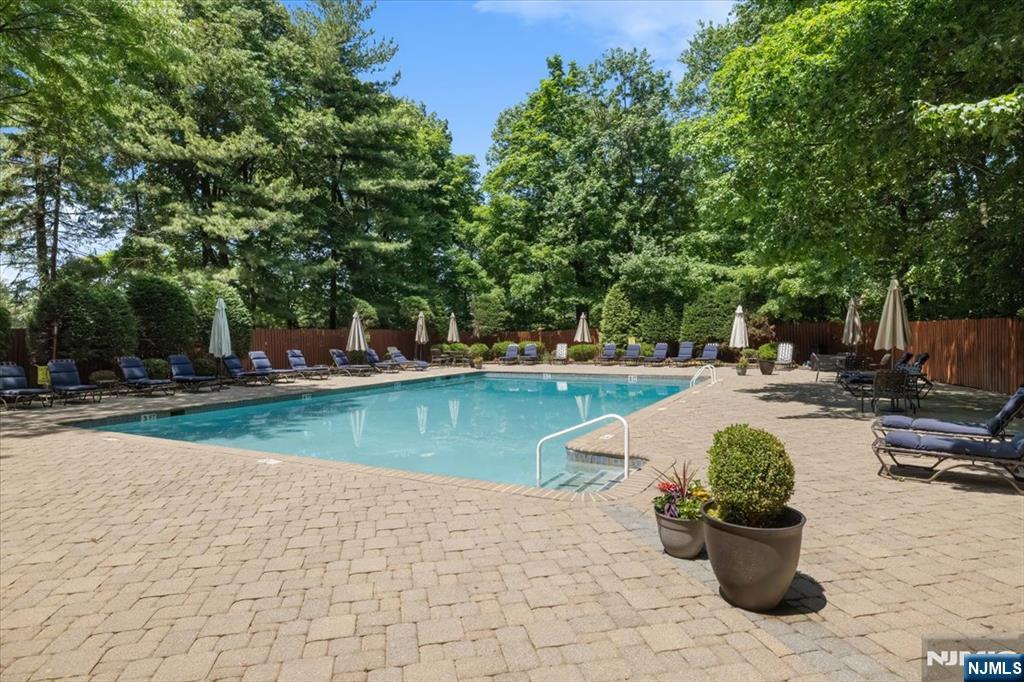 51 Old Quarry Rd, Englewood, NJ 07631