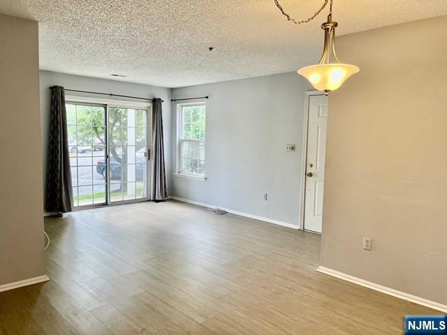 1452 York Street - Photo 5