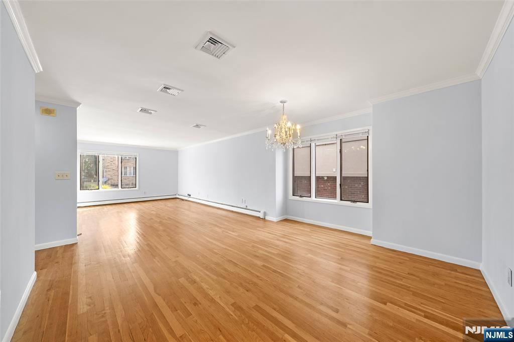 408 Elizabeth Street A - Photo 5