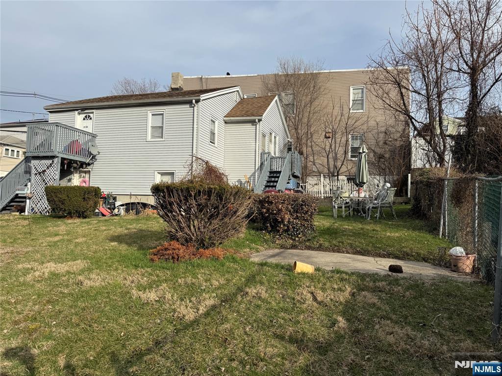 253 Crystal Street - Photo 4