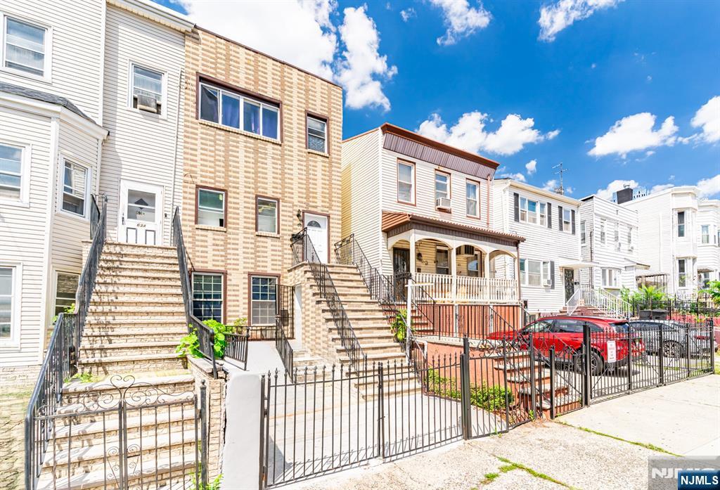 65 Baldwin Avenue - Photo 3