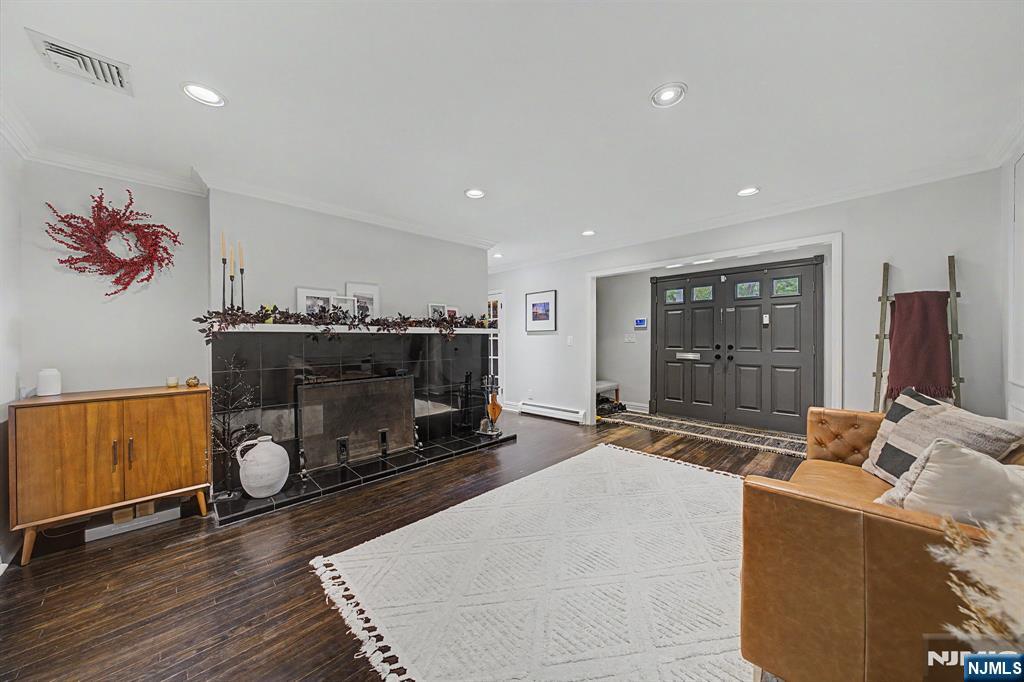 Photo 2 of Sale Pending at 89 Closter Dock Rd, Closter, NJ 07624 | MLS# 26031718 | Listing updated on 2026-09-19