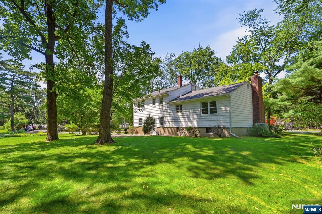 472 Cedar Hill Avenue - Photo 5