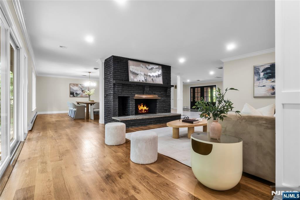 17 Deerhill Drive — photo 8