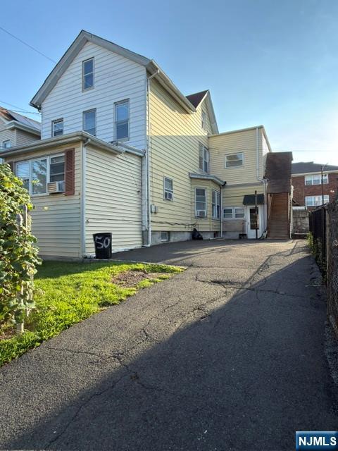 150 Lakeview Avenue 2 - Photo 2
