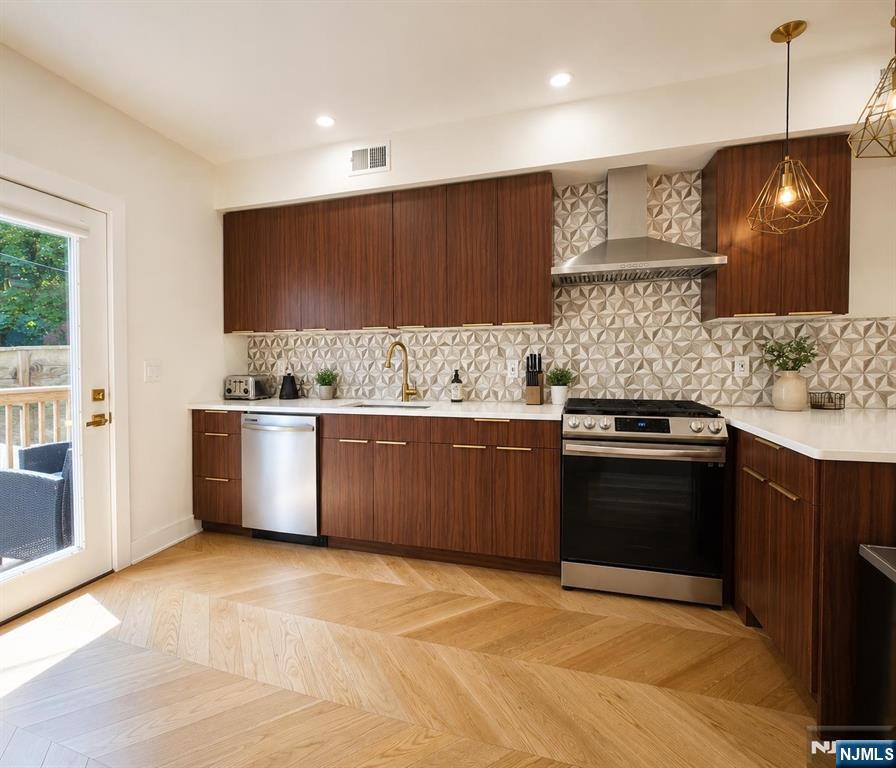 522 Martin Luther King Drive - Photo 2