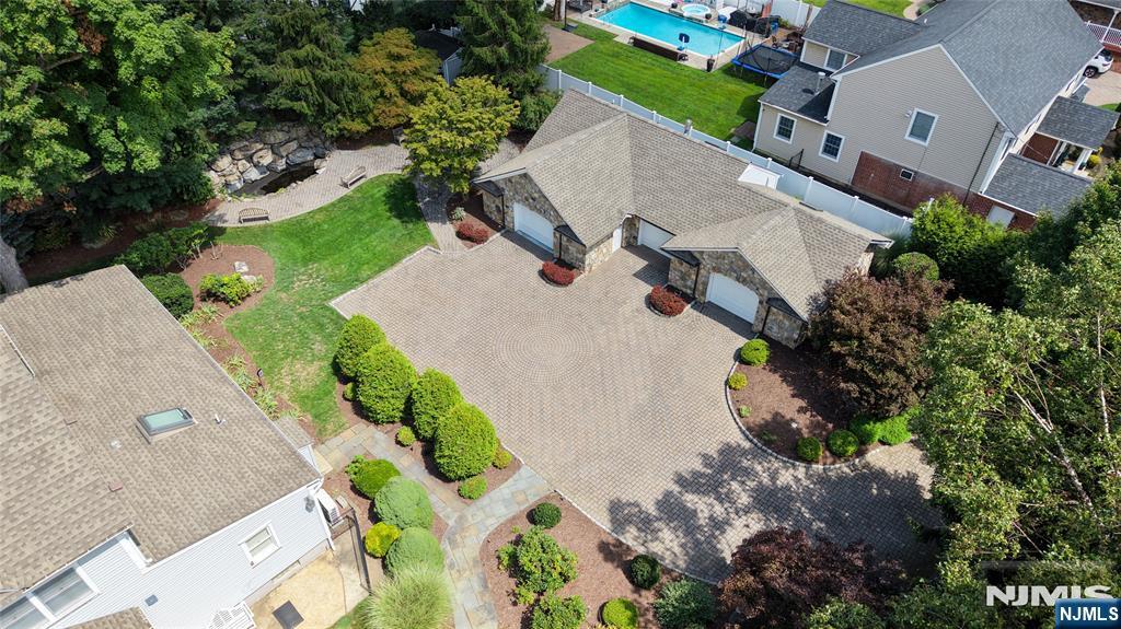 235 Kinderkamack Road — photo 3