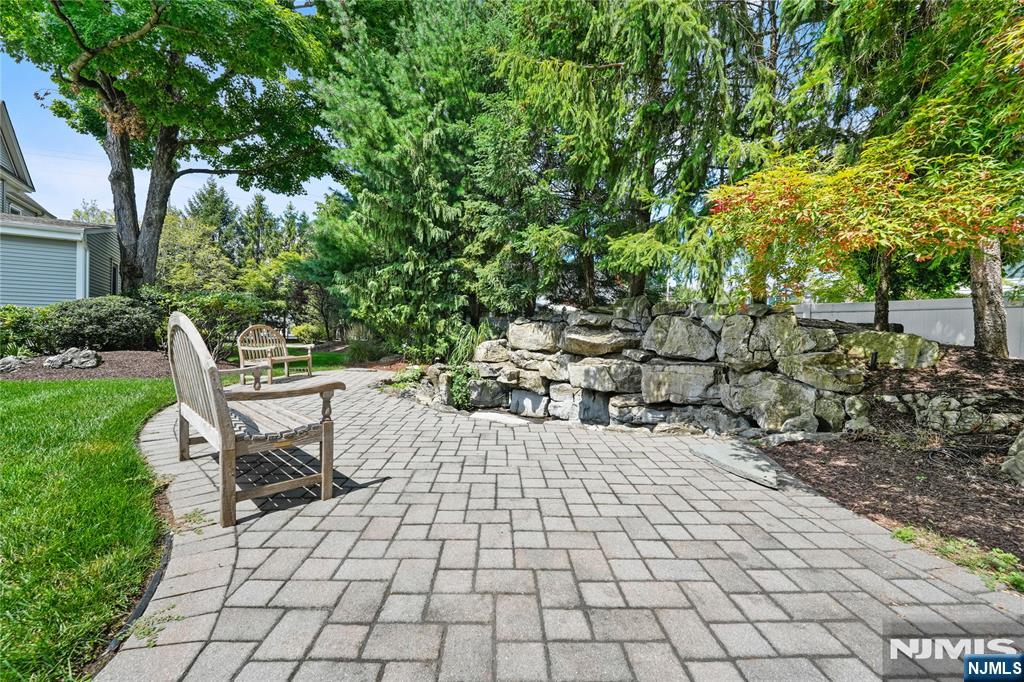 235 Kinderkamack Road — photo 22