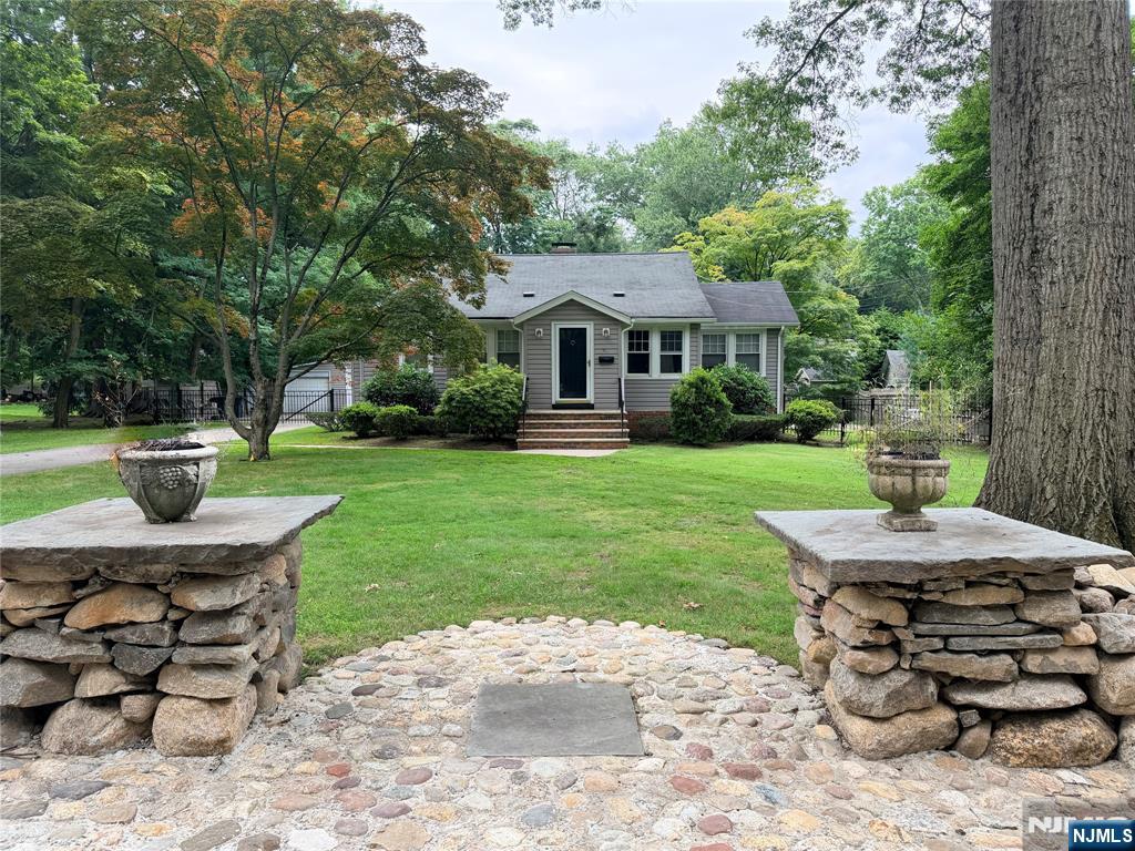42 Debaun Avenue - Photo 1
