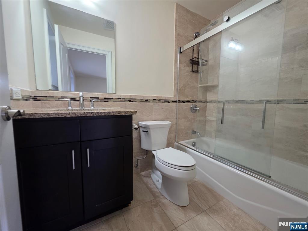 527 Roff Avenue B - Photo 5