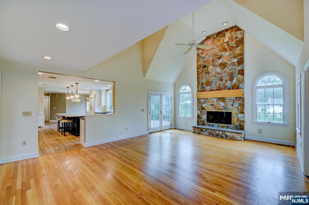 416 Hidden Valley Court