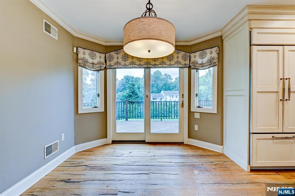 416 Hidden Valley Court