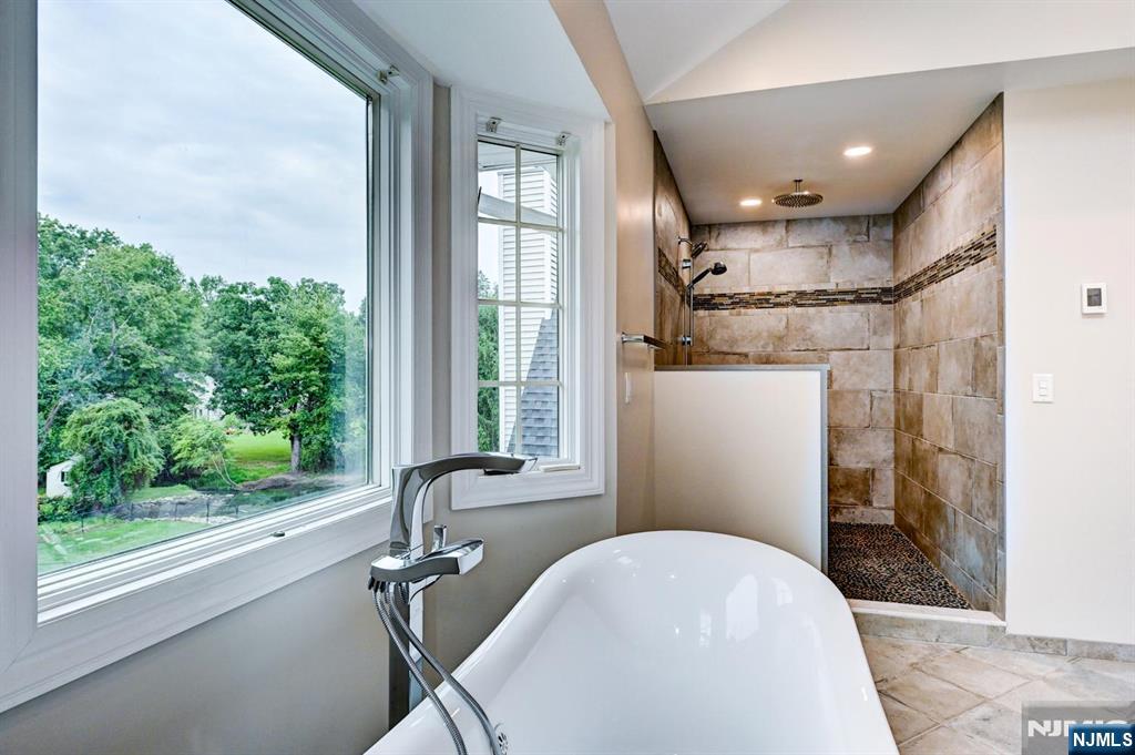 416 Hidden Valley Court