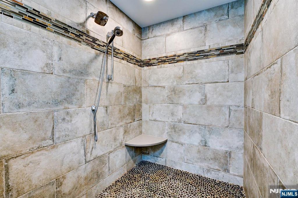 416 Hidden Valley Court