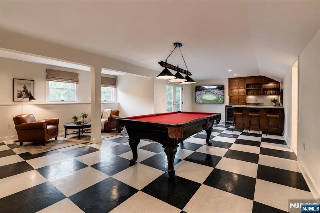 416 Hidden Valley Court