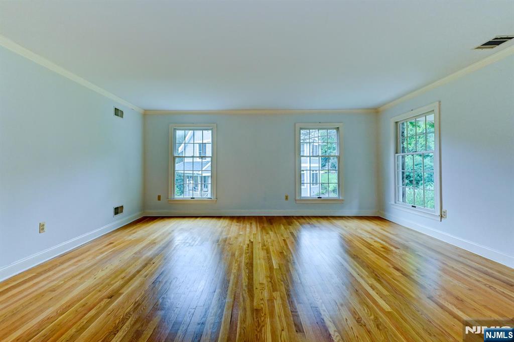 416 Hidden Valley Court
