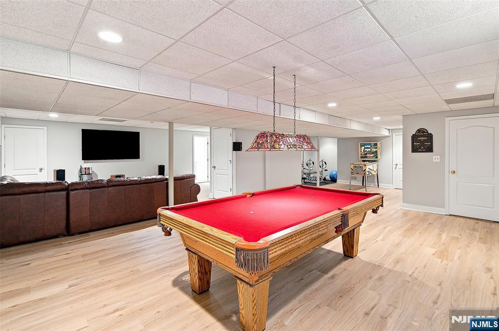 168 Birch Rd, Franklin Lakes, NJ 07417